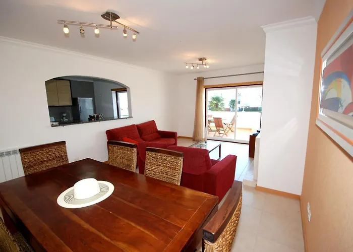 Turtle - 3 Bedroom In With 2 Shared Pools And Private Terrace Daire Nazaré